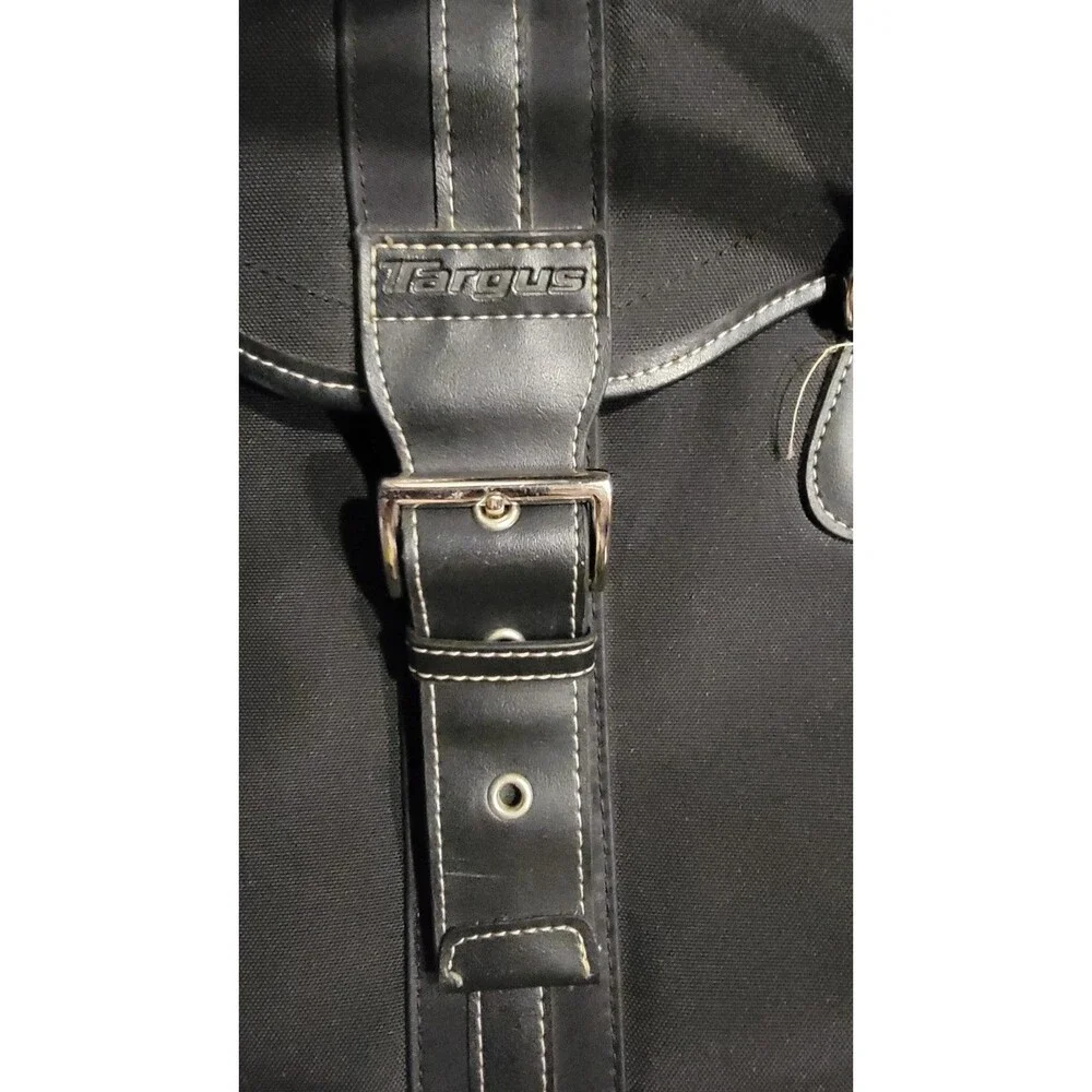 Targus Black Women's Laptop Bag Nylon Vegan Leather 16x13x3 in Double Handles - Picture 3 of 11